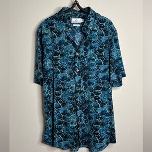 Southern Tide Green and Blue Water-Print Short Sleeve Shirt